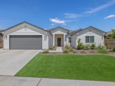 2146 W Escher Dr