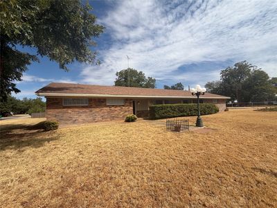 Property at 408 W Morris St, Seymour, TX