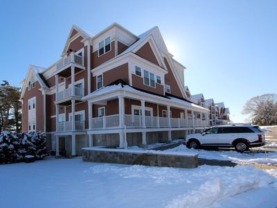 57 Long Point Rd #208