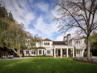 420 Magdalena Ave