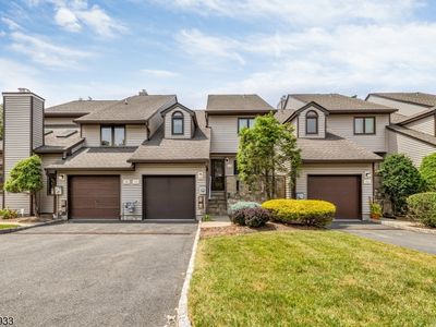 30 Davey Dr