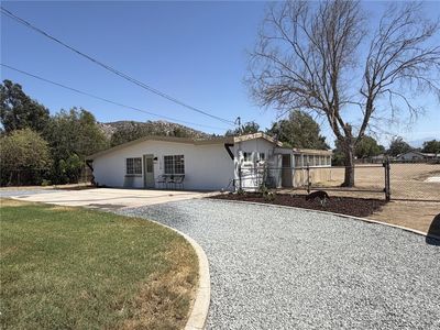 1020 Frontier Rd
