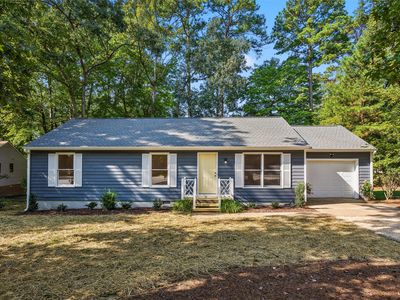 8 Frond Ct