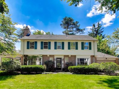 2929 Indianwood Rd