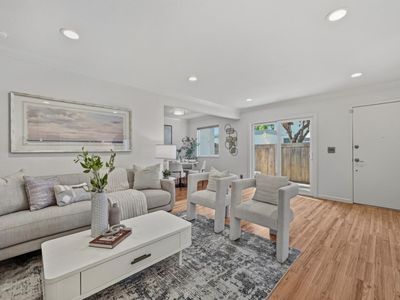 1949 Messina Dr