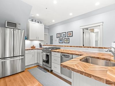 40 Highland Ave APT 2
