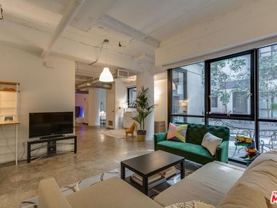 330 W 11th St APT C03