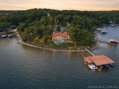 32 Quiet Waters Ln