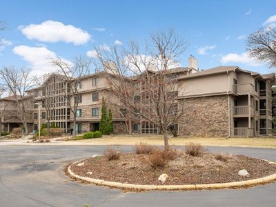 3801 W 98th St APT 301