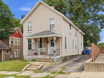 319 S Hennepin Ave