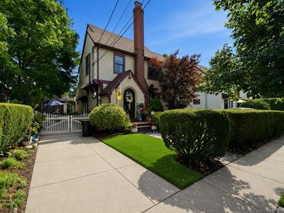 227 Sycamore Street