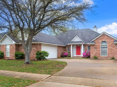 1504 E Belle Haven Dr