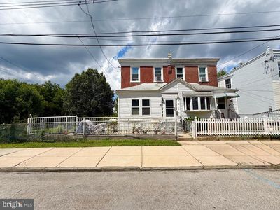 32 S 12th St