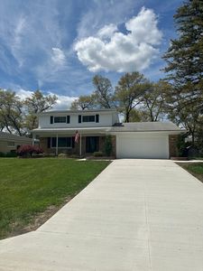 6347 Thorneycroft Dr