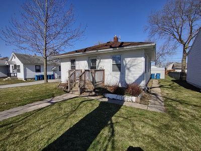 Property at 912 Douglas St, Morris, IL