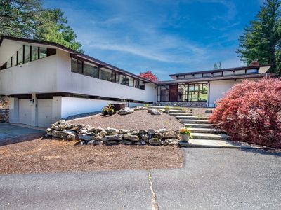 53 Stonehedge Rd