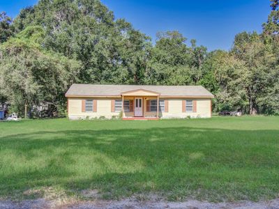 20496 McGager Dr