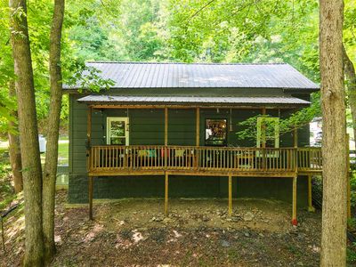 602 Akersville Rd