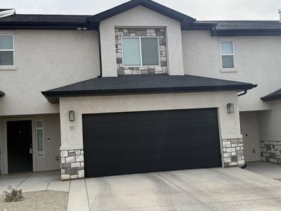 668 E Fiddlers Cove Dr #11