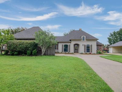 16443 Majestic Oak Dr