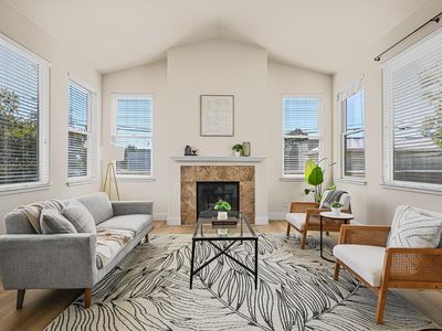 Property at 401 Lindberg Circle, Petaluma, CA