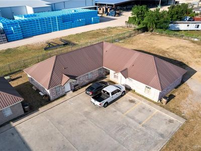 404 Date Palm St