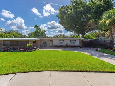 1327 Roscomare Ave
