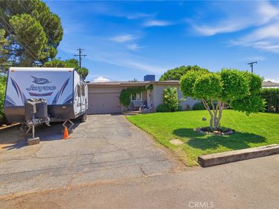 472 Laraine Dr
