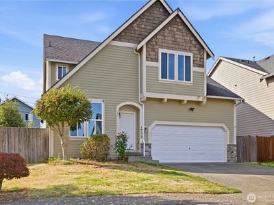 1752 S Prospect Lane