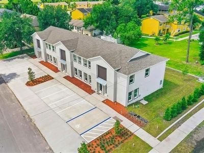 172 Bowie Ln #E