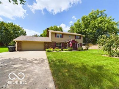 1829 Edward Ln