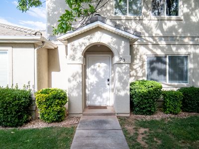 441 E Sunland Dr #23