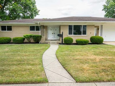 32400 Northampton Dr