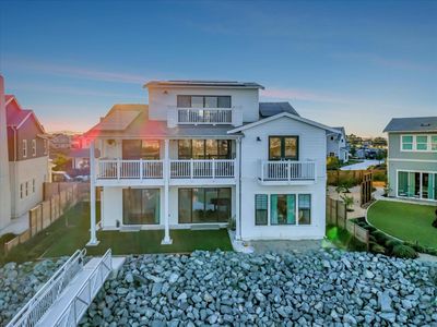 19 Edgewater Ct