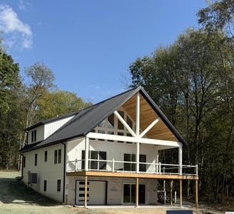 741 Floral Valley Dr E