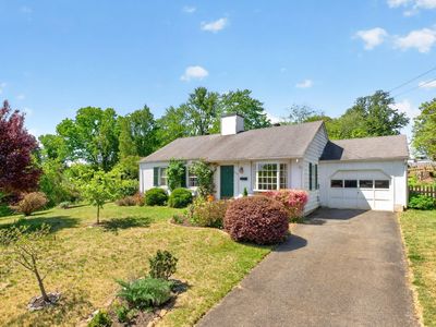 2519 Commonwealth Dr
