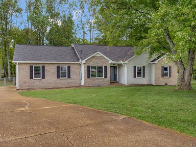 Property at 101 Laura Dr, White House, TN