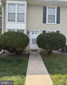 1003 Middleton Pl W