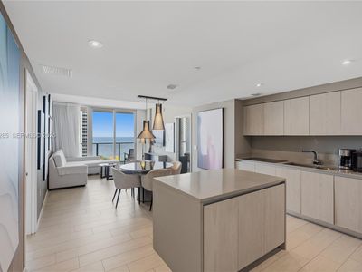 4010 S Ocean Dr #R2005