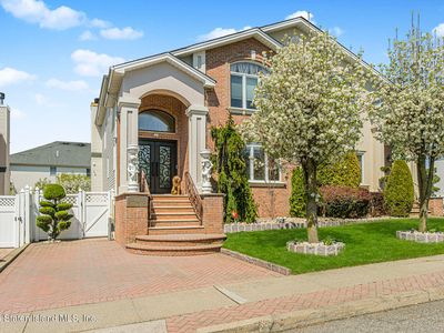 115 Covington Cir