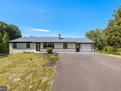 13132 Manor Dr