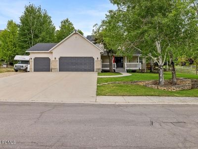 318 N Alpinhof Ln