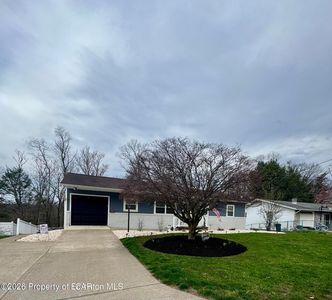 26 Hillcrest Dr