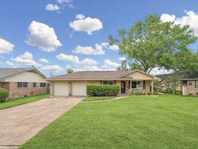 1607 Willowby Dr