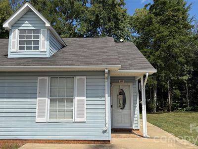 1078 Farm Pond Ln