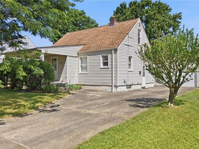 Property at 47 Renee Dr, Struthers, OH