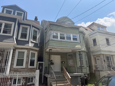 202 Ellis Ave