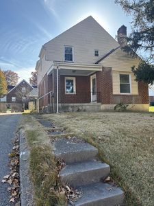 2327 Losantiville Ave