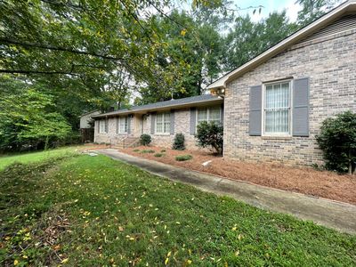 1204 Stonehurst Dr
