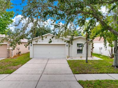 7710 CARRIAGE POINTE DRIVE